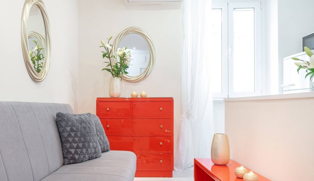 Corfu Charm | Chic, Central, Convenient! | Fast WiFi in Kerkira