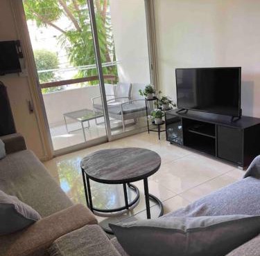 Cozy comfortable 2-bedroom apartment