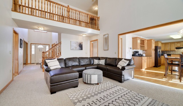 Cozy Spacious Luxury Home with lots of Positivity Energy!