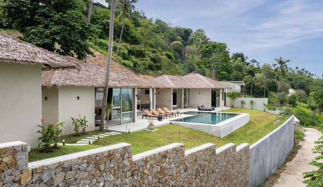 Designer's Delight: Lilly Belle: 4 Bed Pool Villa in Koh Samui