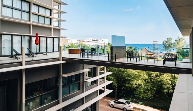 Dreams A203 · Moorea-Partial Ocean view w Roof Top Pools/Hot tub in Playa del Carmen
