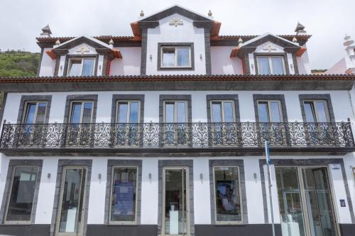 Edificio Luisa Premium in Velas