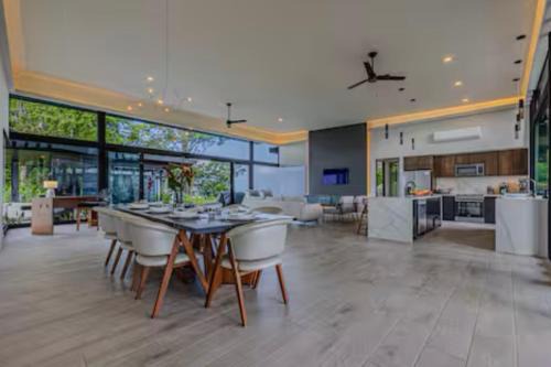 Entire homestay accommodation in Savegre de Aguirre, Costa Rica in Savegre