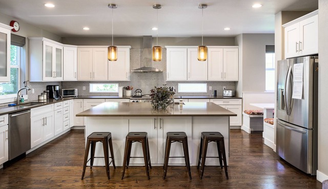 EXPLORE CO: Hip neighborhood in central location! in Denver