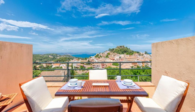 Flateli Begur Apartment in Begur