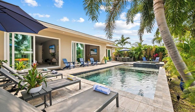Heated Pool, Modern Spacious Waterway Home Offering Comfort, Style & Total Relaxation!