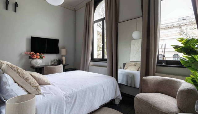 Heaven Suite with Museum Views in Antwerpen