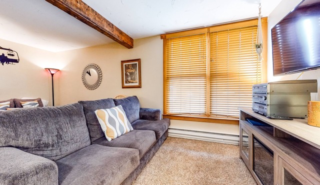 Hill Condo — Just 0.3 Miles from Big Sky Resort, Walk to Dining & Shuttle in Big Sky