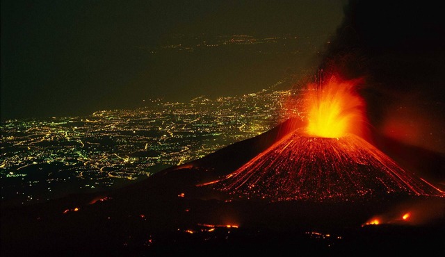 HOLIDAY BETWEEN VOLCANO ETNA AND TAORMINA in Giarre