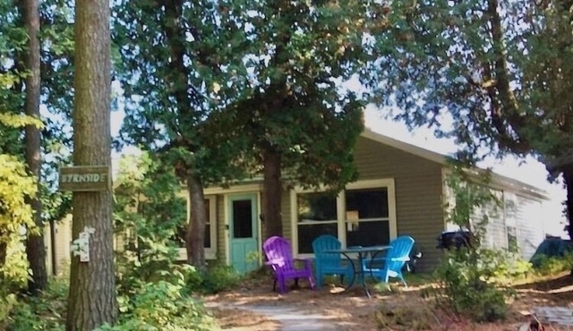 Inviting, Rustic Beach front cottage on Beautiful Lake Michigan in OOSTBURG