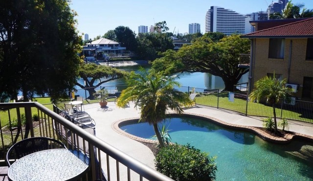 Jadon Place in Broadbeach Waters