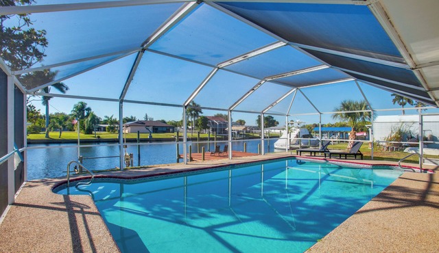 Lanai Lounging & Dockside Fun: Fort Myers Escape in Fort Myers