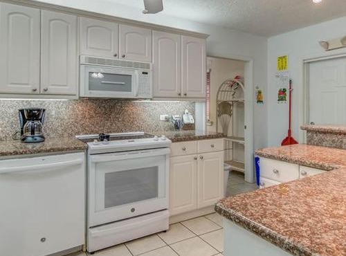 Little Bay Compound in Islamorada