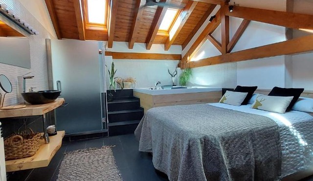 Lo Attic in Sort