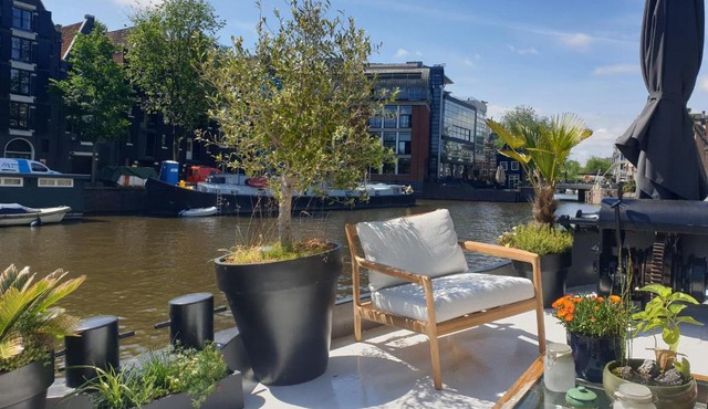 Luxurious 110m² 3br Houseboat in Amsterdam Centre!