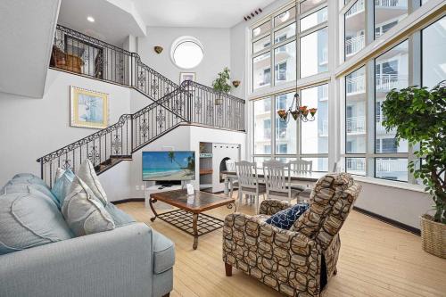 Luxury Beach Penthouse Villa Ocean Walk Resort in Daytona Beach