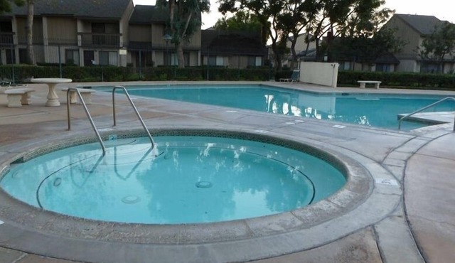 Magic Mouse Vacation Rentals #1 ~ Best Condo Right Next to Disneyland ☆5 Stars☆ in Anaheim