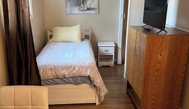 Make yourself at home ♡ in Thunder Bay