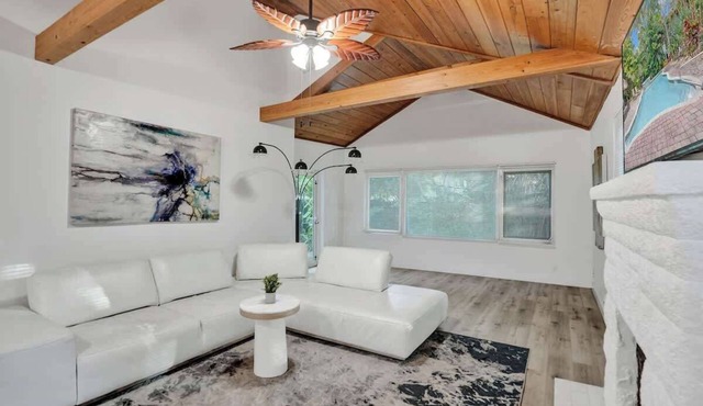 Mango Tropical Oasis 2BR House and Pool in Fort Lauderdale
