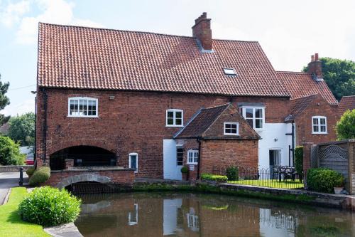 Mill House in Ollerton