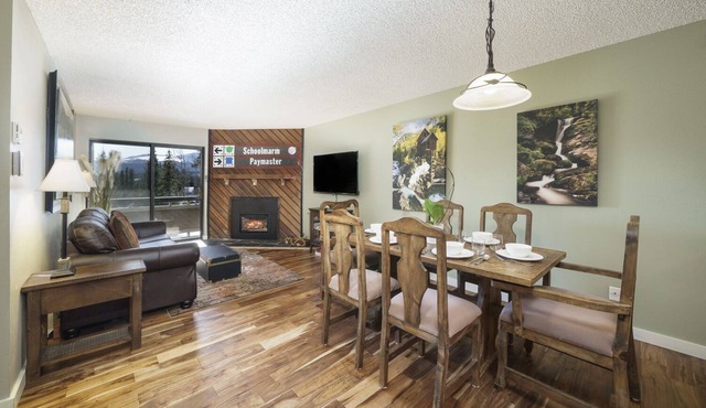 Modern Peak 8 Getaway! 2BR Grandview Condo in Breckenridge