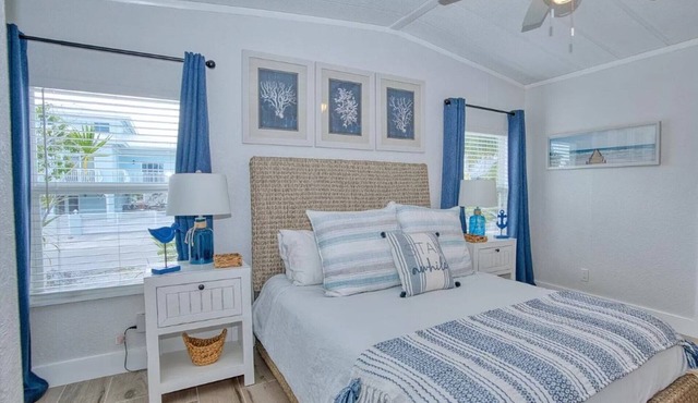 New Cozy getaway on waterfront in Key Largo! Bring your own boat! in Key Largo