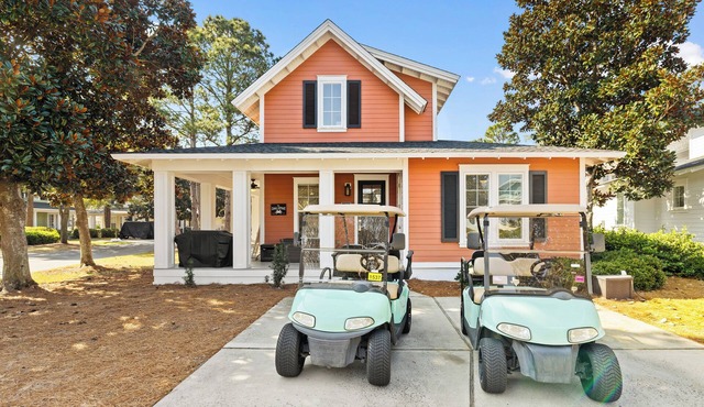 NEW to VRBO-FREE Golf & Activities ~Golf Cart~Hot tub, Pool, Gym in Miramar Beach