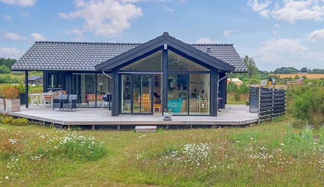 Nice home in Ejstrupholm with kitchen in Ejstrupholm