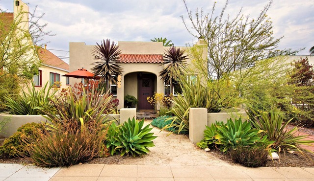 North Park Spanish revival house, walk to shops. restaurants