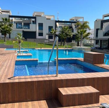 Oasis Beach, Punta Prima, Torrevieja in Alicante