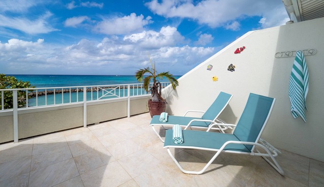 Ocean and beach lover's paradise ~ 3 BR Oceanfront unit at Sunset Cove! in Seven Mile Beach