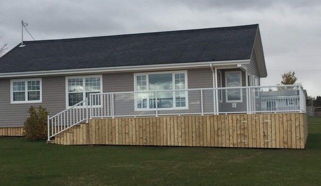 Ocean Front Getaway on PEI in Borden-Carleton