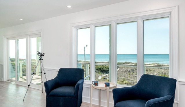 Oceanfront 7 BR, private beach access, 3 levels of beachfront decks in Atlantic Beach