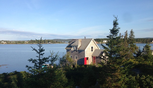 Oceanfront cabin on the La Have Islands in Lahave Islands