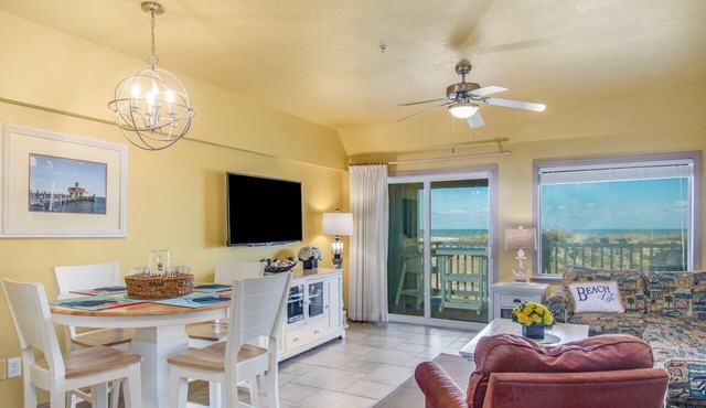OCEANFRONT OASIS - perfect pet friendly OBX getaway in Kill Devil Hills