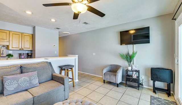 Oceanfront Panama City Beach Condo w/Balcony! in Panama City Beach