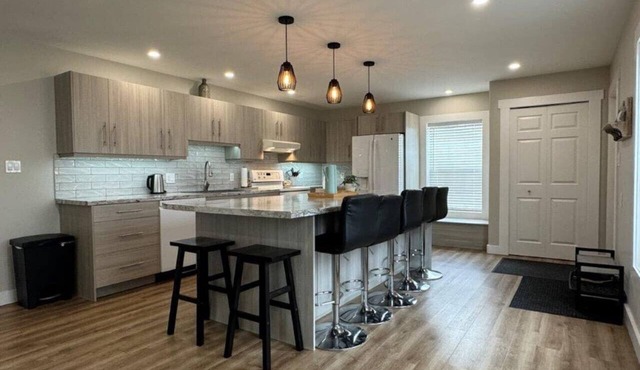 Oceanfront w/Sauna, Beach Access & Ocean Views in Summerside