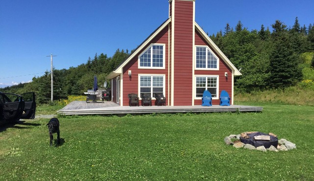 Oceanview Cottage - Enjoy Your Morning Coffee at the Lighthouse! in Antigonish