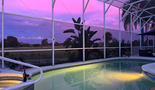 Orlando Davenport by Disney with pool and spa and view to the lake Golf Course in Davenport