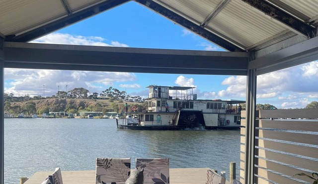 Overwater on the Murray in Murray Bridge