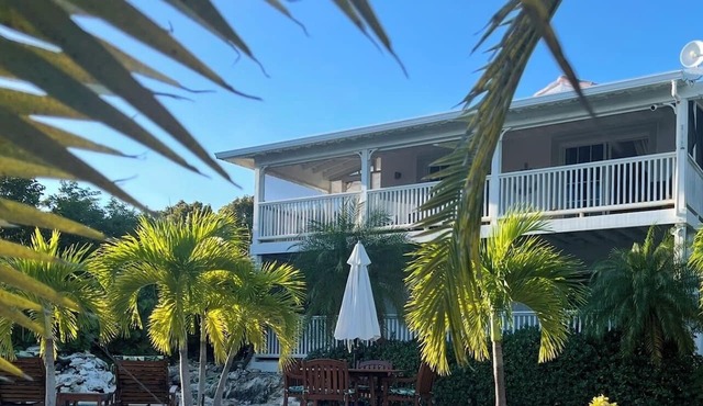 PALM BREEZE VILLA