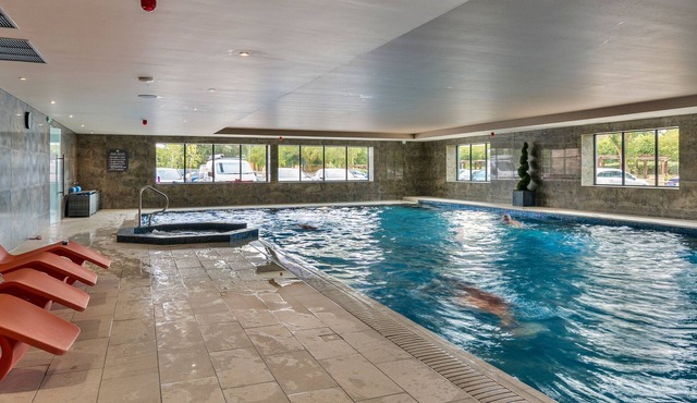 Pembroke Luxury Lodge in Bourn