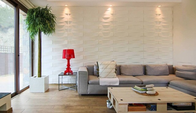 Phaedrus Living: Forest View Luxury Villa Chantara in Foini