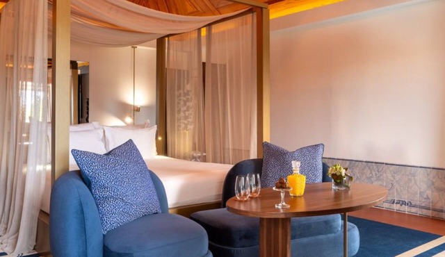 Premium Lisbon Stay with Indoor Heated Pool | Free Parking Available