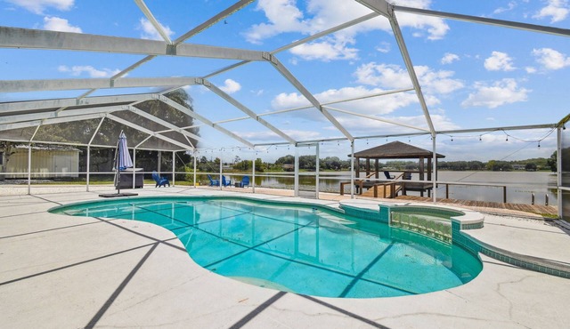 Private Lakefront Retreat with Heated Pool, Dock & Kayaks Near Tampa in Tampa