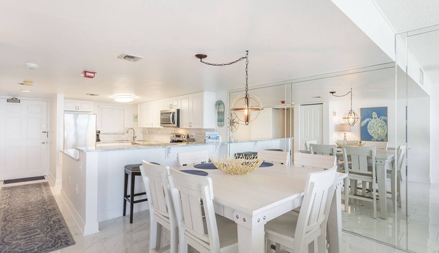 Quiet Beachside Condo-The Shores Club #804-Pickleball -Heated Pool -Fitness Room in Daytona Beach Shores
