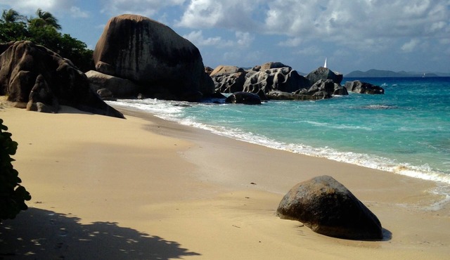 Rockmere Villa - PANORAMIC OCEAN VIEWS, BEACH .2 MILES, MULTI-UNIT ESTATE