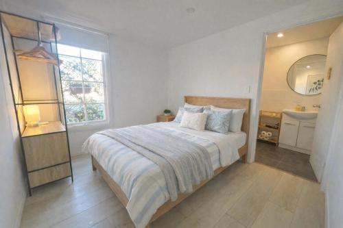 Rustic PepperTree Views in Rockingham