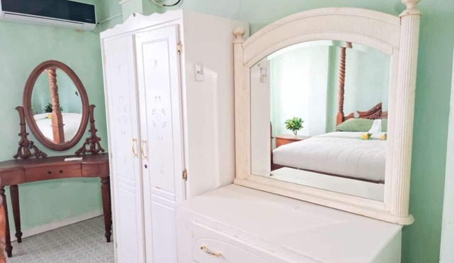 Scenic cozy apartments ideally for couples in Laborie