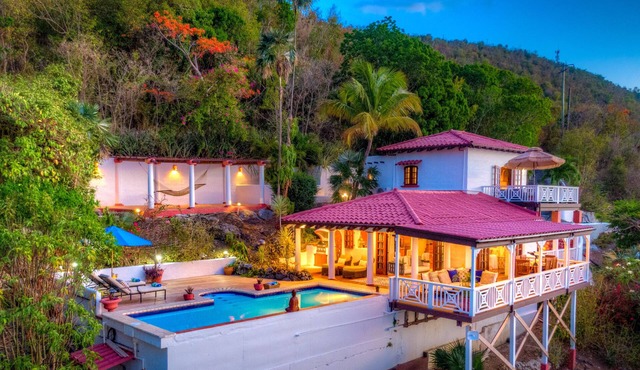 SCOTTLAND - idyllic, stylish, secluded 2 bedroom villa & pool at Smuggler's Cove
